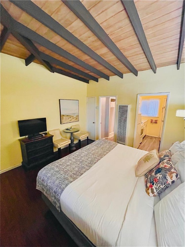 Pleasant Inn image 31